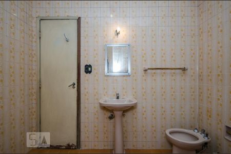 Apartamento à venda com 110m², 3 quartos e sem vagaBanheiro