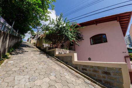 Casa para alugar com 60m², 1 quarto e sem vagaVista da rua