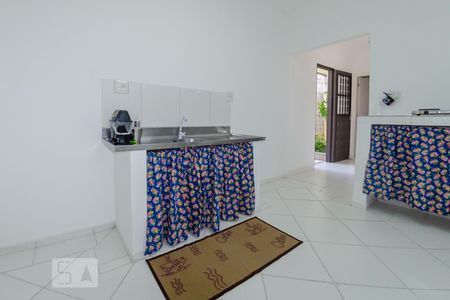 Sala e cozinha de casa para alugar com 1 quarto, 60m² em Agronômica, Florianópolis
