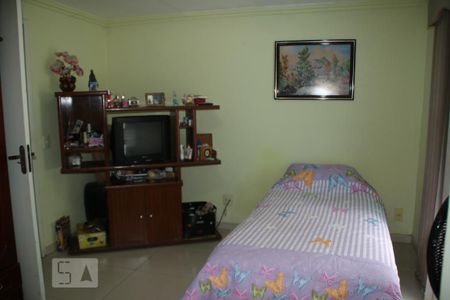 Casa de condomínio à venda com 160m², 3 quartos e 2 vagasQuarto 2