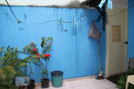 Casa de condomínio à venda com 160m², 3 quartos e 2 vagasÁrea de Serviço