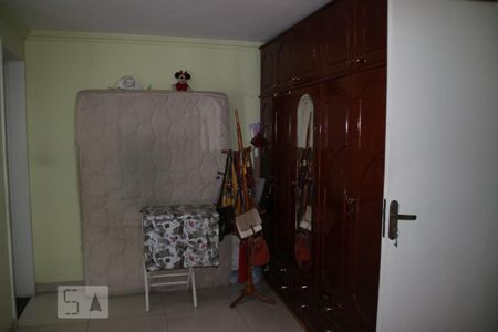 Casa de condomínio à venda com 160m², 3 quartos e 2 vagasQuarto 2