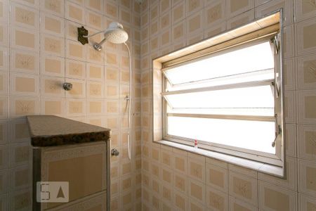 Casa à venda com 220m², 5 quartos e 5 vagasCasa 2 - Banheiro da Suíte 1