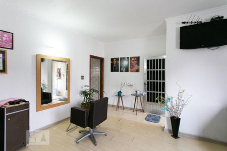 Casa à venda com 220m², 5 quartos e 5 vagasCasa 2 - Sala 2