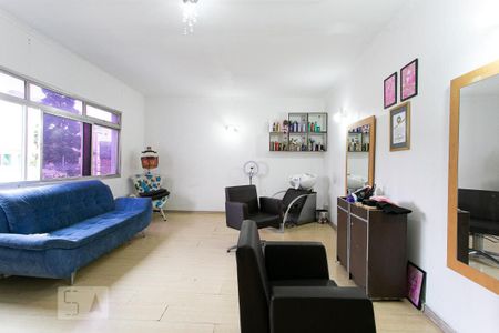 Casa à venda com 220m², 5 quartos e 5 vagasCasa 2 - Sala 2