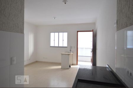 Sala e cozinha de kitnet/studio para alugar com 1 quarto, 28m² em Chácara Santo Antônio (zona Leste), São Paulo
