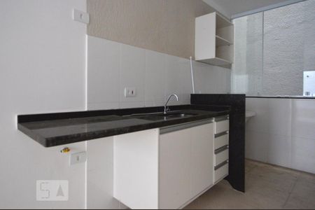 Cozinha de kitnet/studio para alugar com 1 quarto, 28m² em Chácara Santo Antônio (zona Leste), São Paulo