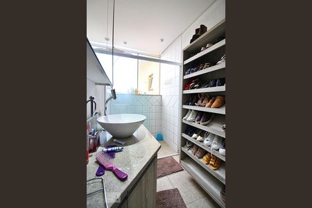 Casa para alugar com 200m², 2 quartos e 4 vagasBanheiro do Quarto 2 - Suíte