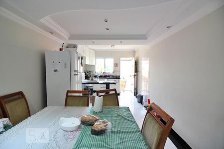 Casa para alugar com 200m², 2 quartos e 4 vagasCozinha