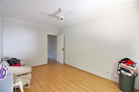 Casa para alugar com 200m², 2 quartos e 4 vagasQuarto 2 - Suíte