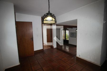 Casa para alugar com 3 quartos, 360m² em Jardim Santa Rosália, Sorocaba