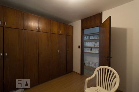 Quarto 1 de casa para alugar com 3 quartos, 360m² em Jardim Santa Rosália, Sorocaba