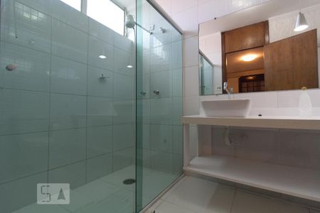 Casa para alugar com 360m², 3 quartos e 2 vagas Casa para alugar com 360m², 3 quartos e 2 vagasBanheiro suíte