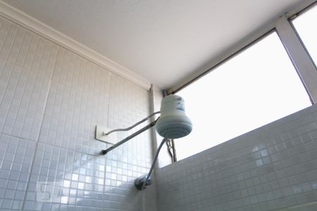 Casa para alugar com 360m², 3 quartos e 2 vagas Casa para alugar com 360m², 3 quartos e 2 vagasBanheiro social