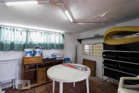 Casa para alugar com 360m², 3 quartos e 2 vagas Casa para alugar com 360m², 3 quartos e 2 vagasÁrea de serviço