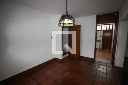 Casa para alugar com 3 quartos, 360m² em Jardim Santa Rosália, Sorocaba
