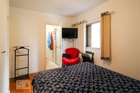 Suíte  de apartamento à venda com 3 quartos, 98m² em Moema, São Paulo