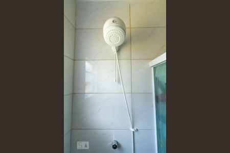 Casa à venda com 160m², 2 quartos e 2 vagasBanheiro da suíte