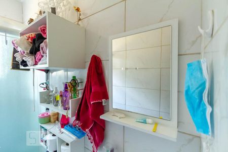 Casa à venda com 160m², 2 quartos e 2 vagasBanheiro da suíte