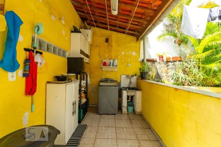 Casa à venda com 160m², 2 quartos e 2 vagasÁrea de serviço