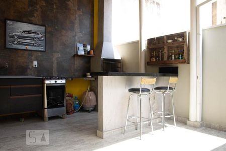 Casa à venda com 180m², 3 quartos e 2 vagas Casa à venda com 180m², 3 quartos e 2 vagasÁrea Gourmet