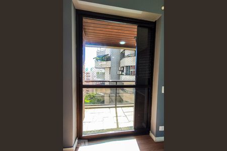 Apartamento à venda com 247m², 4 quartos e 3 vagasVaranda Suíte Master