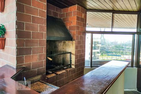 Apartamento à venda com 247m², 4 quartos e 3 vagasTerraço - Churrasqueira