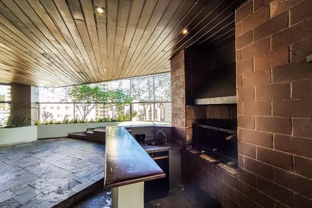 Apartamento à venda com 247m², 4 quartos e 3 vagasTerraço - Churrasqueira