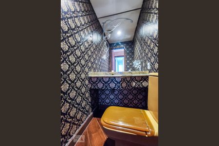 Apartamento à venda com 247m², 4 quartos e 3 vagasLavabo