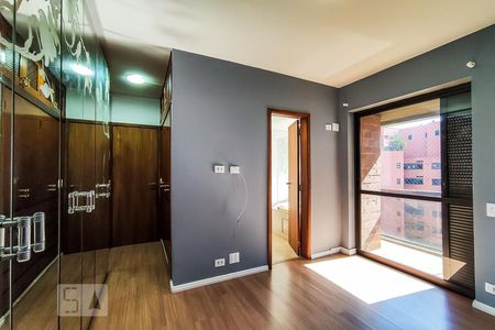 Apartamento à venda com 247m², 4 quartos e 3 vagasSuíte Master