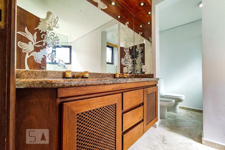 Apartamento à venda com 247m², 4 quartos e 3 vagasBanheiro Suíte Master