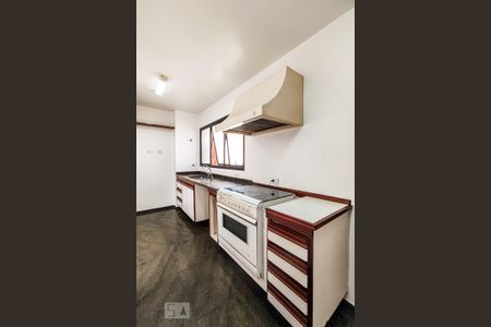 Apartamento à venda com 247m², 4 quartos e 3 vagasCozinha