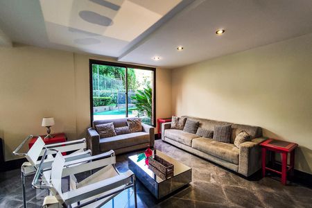 Apartamento à venda com 247m², 4 quartos e 3 vagasÁrea Comum - Salão de Festas