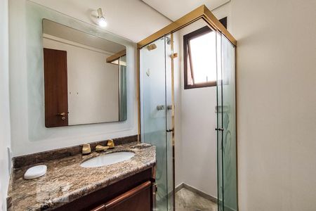 Apartamento à venda com 247m², 4 quartos e 3 vagasBanheiro dos Quartos