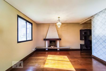 Sala de apartamento à venda com 4 quartos, 247m² em Real Parque, São Paulo