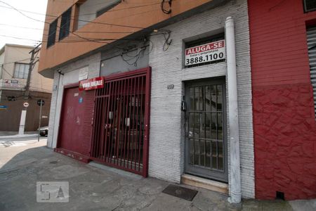 Apartamento para alugar com 70m², 2 quartos e sem vagaFachada