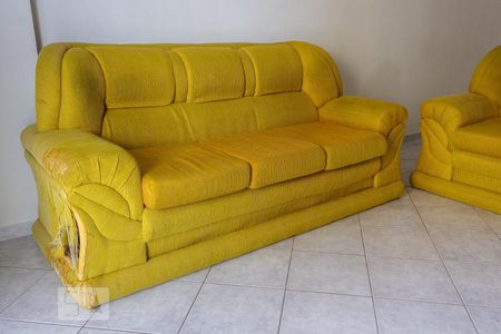 Detalhe sala de apartamento para alugar com 1 quarto, 67m² em Ocian, Praia Grande