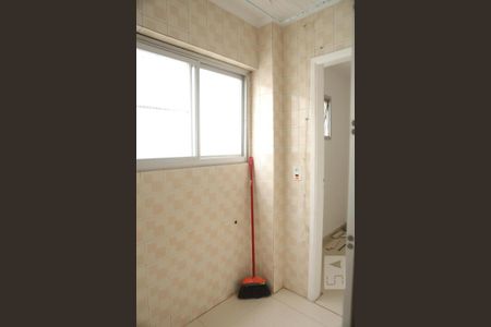 Apartamento à venda com 77m², 2 quartos e 1 vagaÁrea de Serviço