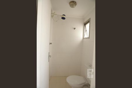 Apartamento à venda com 77m², 2 quartos e 1 vagaBanheiro de Serviço