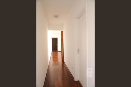 Apartamento à venda com 77m², 2 quartos e 1 vagaCorredor