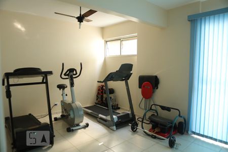 Apartamento à venda com 77m², 2 quartos e 1 vagaAcademia