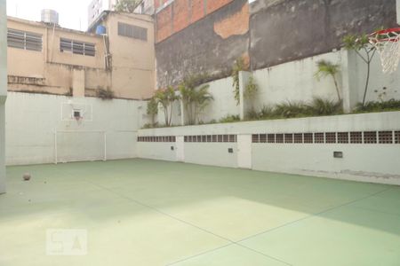 Apartamento à venda com 77m², 2 quartos e 1 vagaQuadra