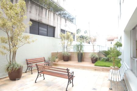 Apartamento à venda com 77m², 2 quartos e 1 vagaÁrea Comum