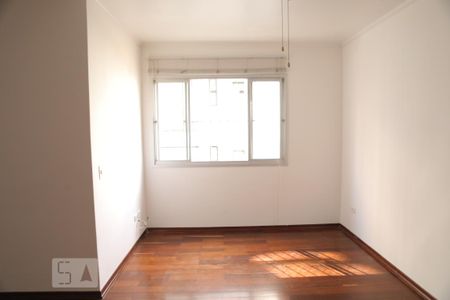 Apartamento à venda com 77m², 2 quartos e 1 vagaSala