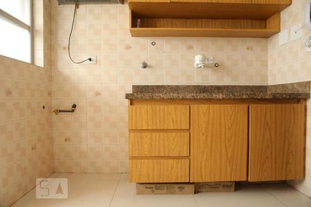 Apartamento à venda com 77m², 2 quartos e 1 vagaCozinha