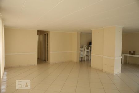 Apartamento à venda com 77m², 2 quartos e 1 vagaSalão de Festa