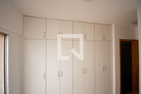Apartamento para alugar com 67m², 3 quartos e 1 vagaSuíte