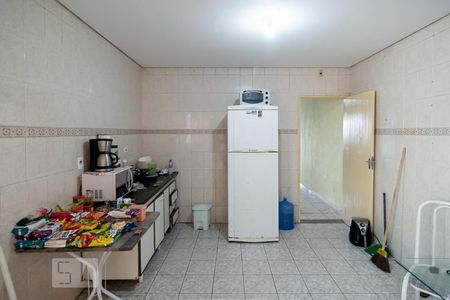 Casa à venda com 75m², 2 quartos e 2 vagas Casa à venda com 75m², 2 quartos e 2 vagasCozinha