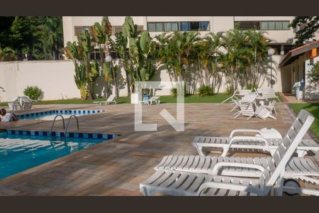 Apartamento à venda com 190m², 4 quartos e 2 vagas Apartamento à venda com 190m², 4 quartos e 2 vagasPiscina