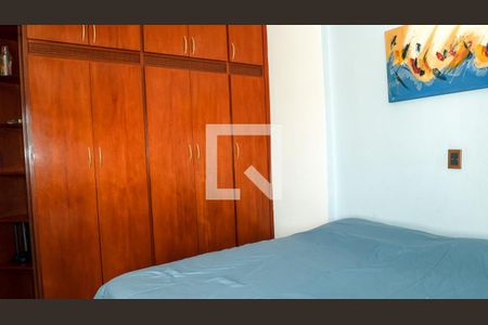 Apartamento à venda com 190m², 4 quartos e 2 vagas Apartamento à venda com 190m², 4 quartos e 2 vagasQuarto 3